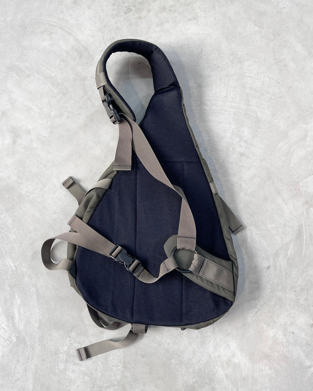 Columbia Gorpcore Sling Bag (Rare find)